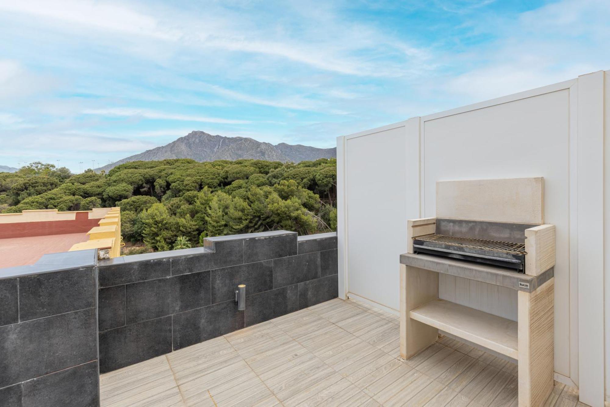 Apartamentos Con Vistas Y Terraza En Marbella Exterior photo